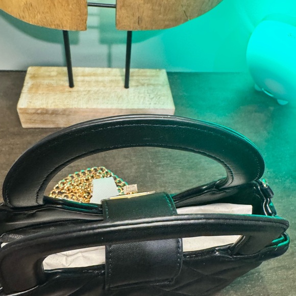 NWT ALDO Black Quilted Mini Top Handle Charm Bag - Picture 5 of 7